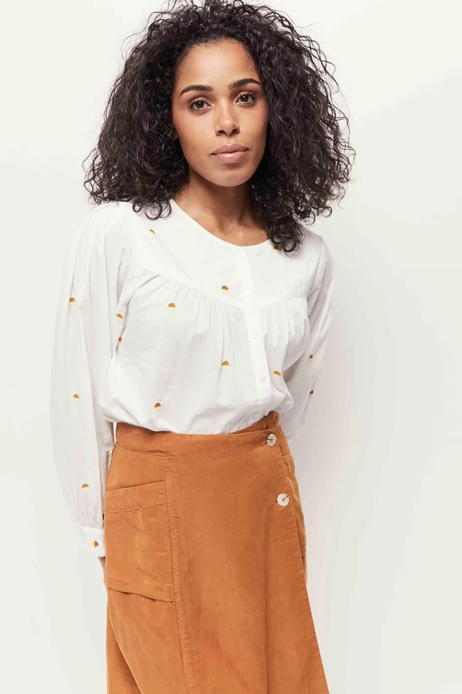 One Step Chemises^Celeste - Chemise Ecrue Broderies Pois Bicolores